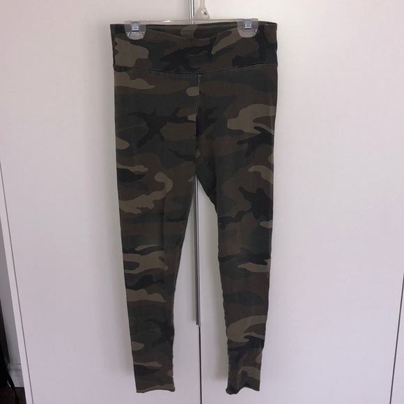 TNA Pants - TNA CAMO TIGHTS